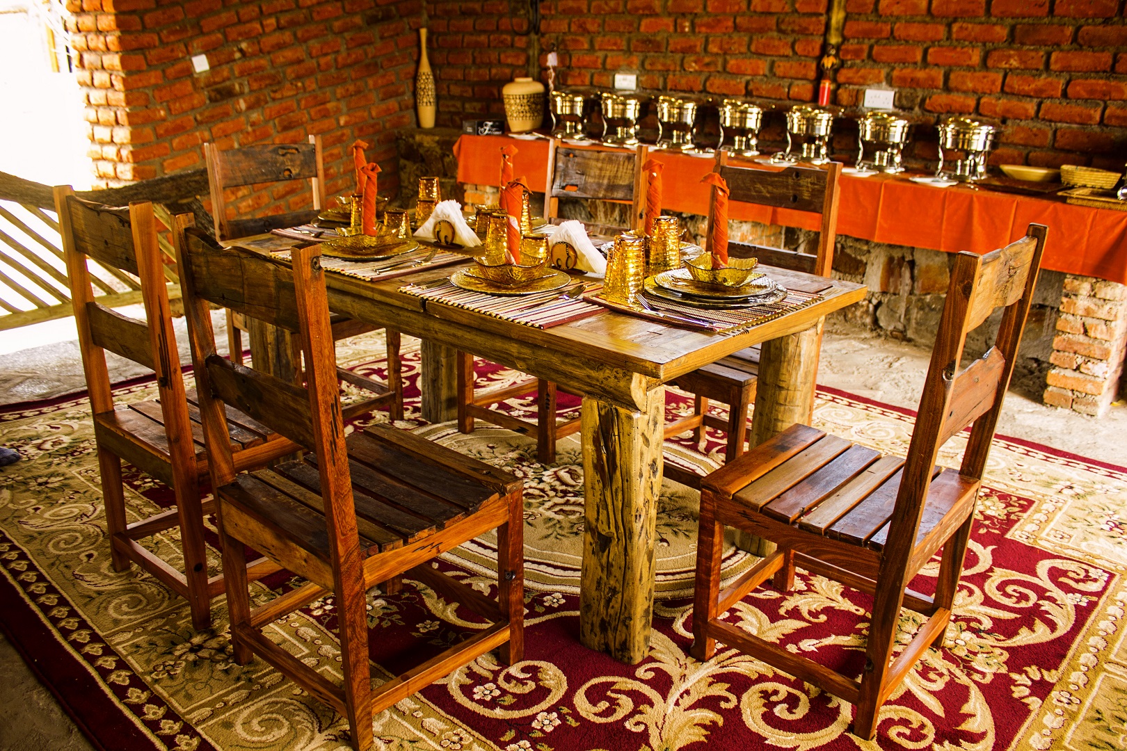 Tanzániai vadászati utak, programok szervezése, teljes körű szolgáltatással